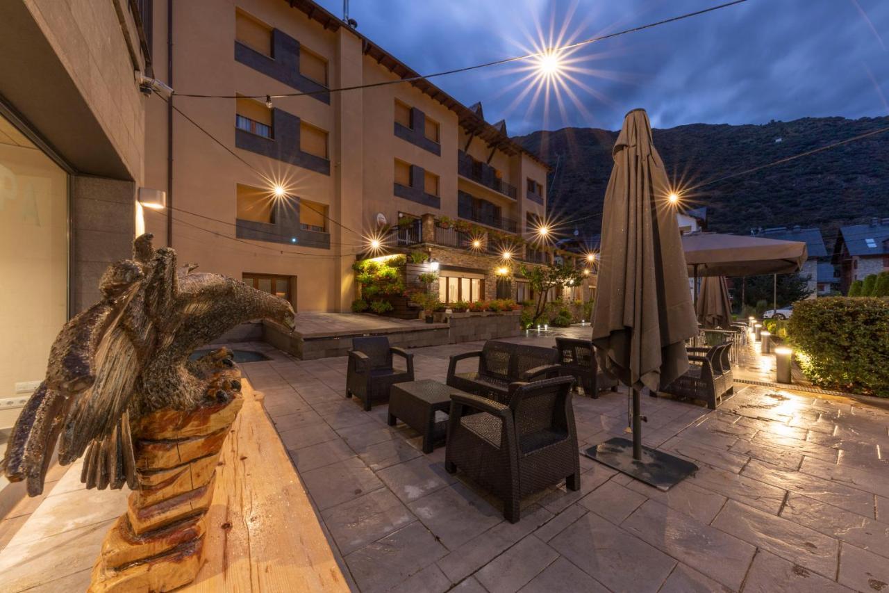 Aparthotel Trainera Эстерри-д'Анеу Экстерьер фото
